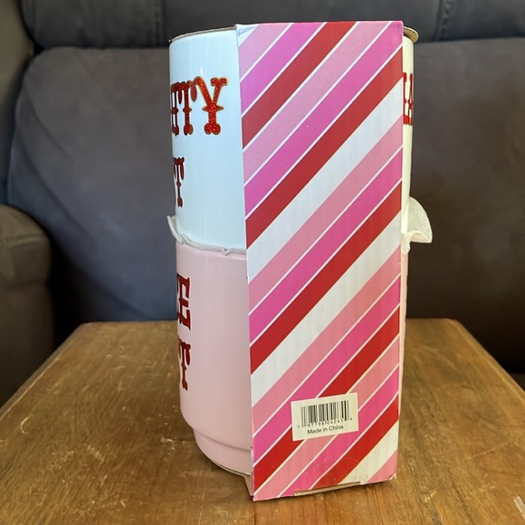 Peppermint & Pine Set of2 Christmas Naughty Nice Pink White Shiny Red Lettering - Picture 4 of 6